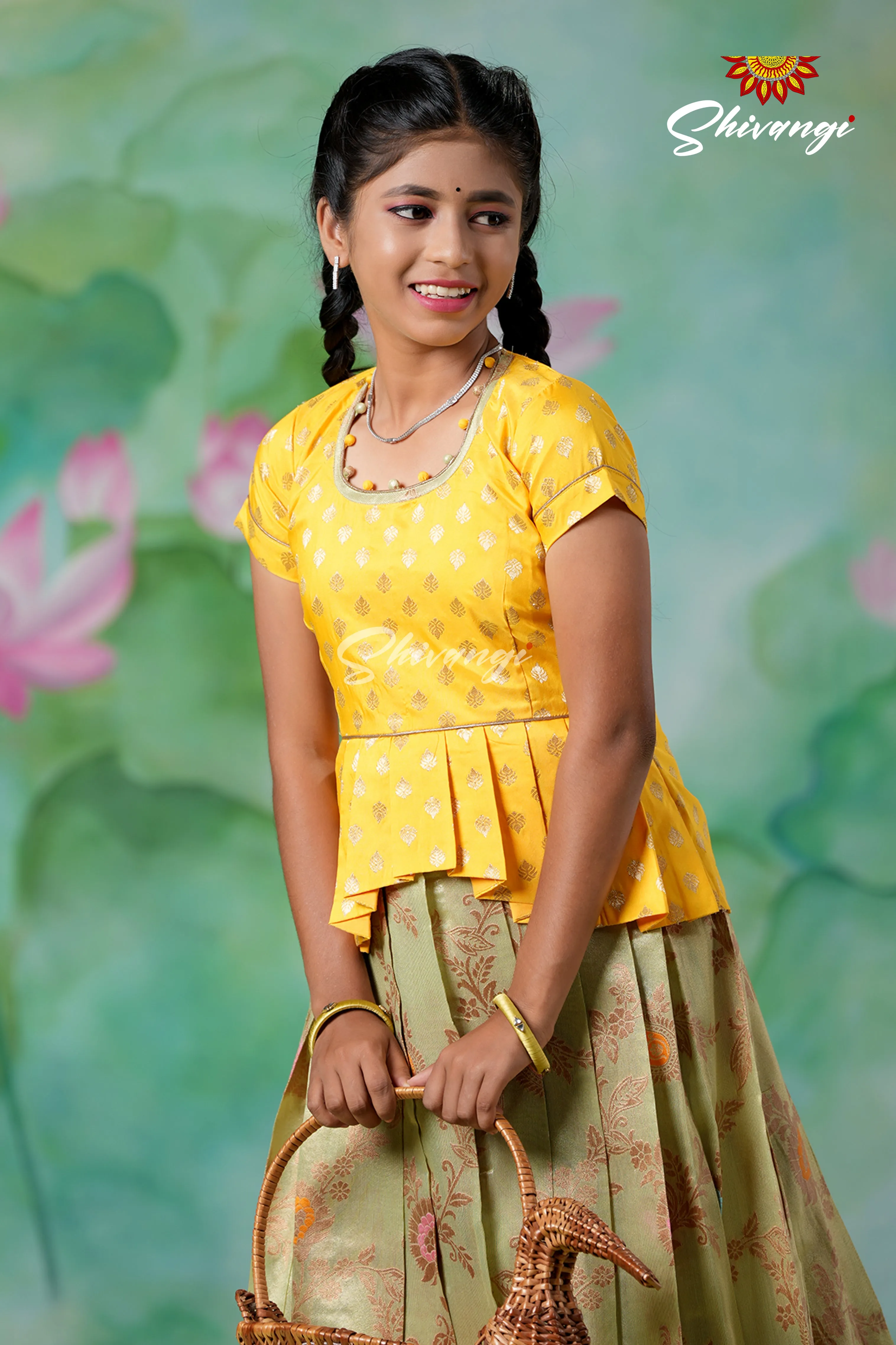 Girls Green Mango Paisley Pattu Langa Designs!!!