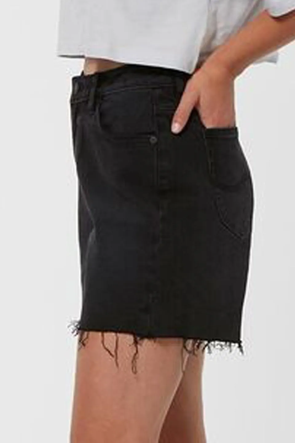 High Relaxed Avid Black Raw Denim Short