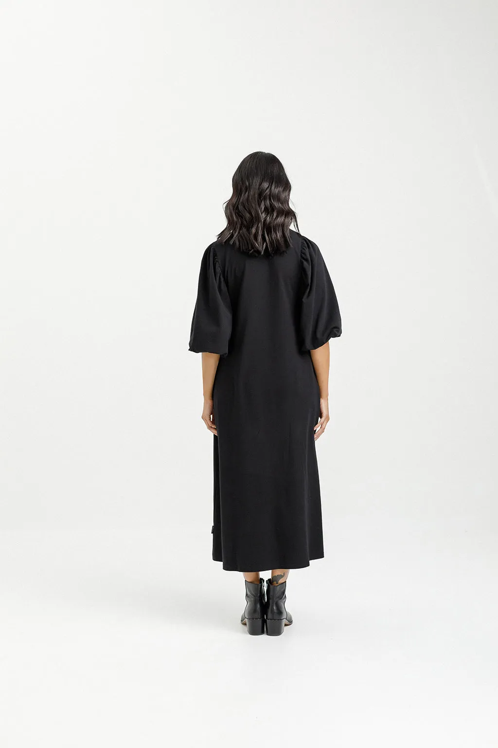 Home-lee Ivy Midi Dress -Black