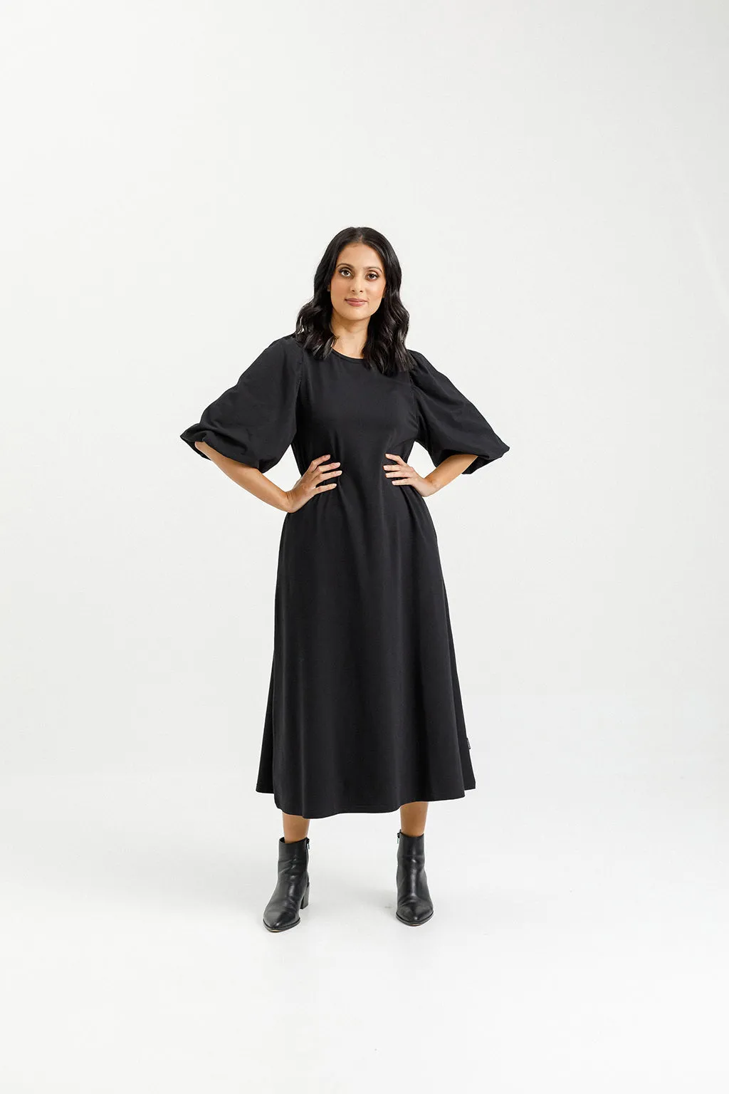 Home-lee Ivy Midi Dress -Black