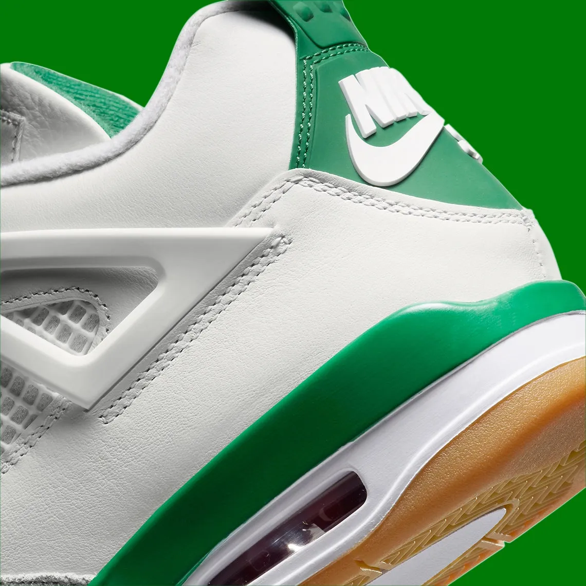 Jordan 4 Retro SB Pine Green