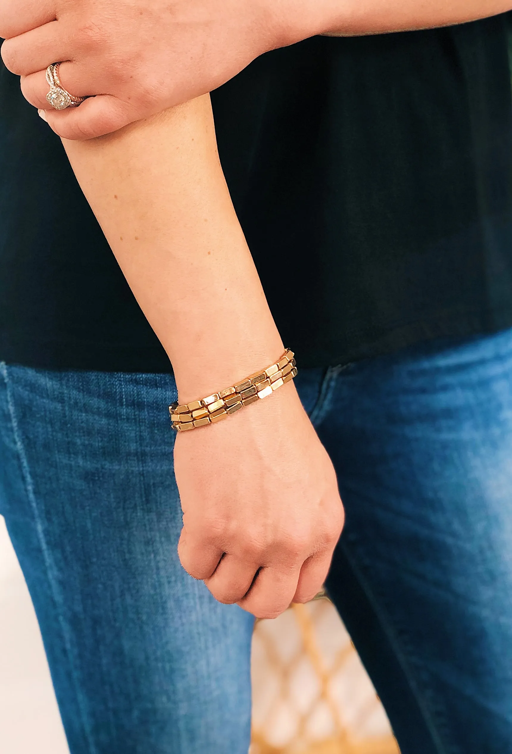 Not Basic Bracelet Set in Gold