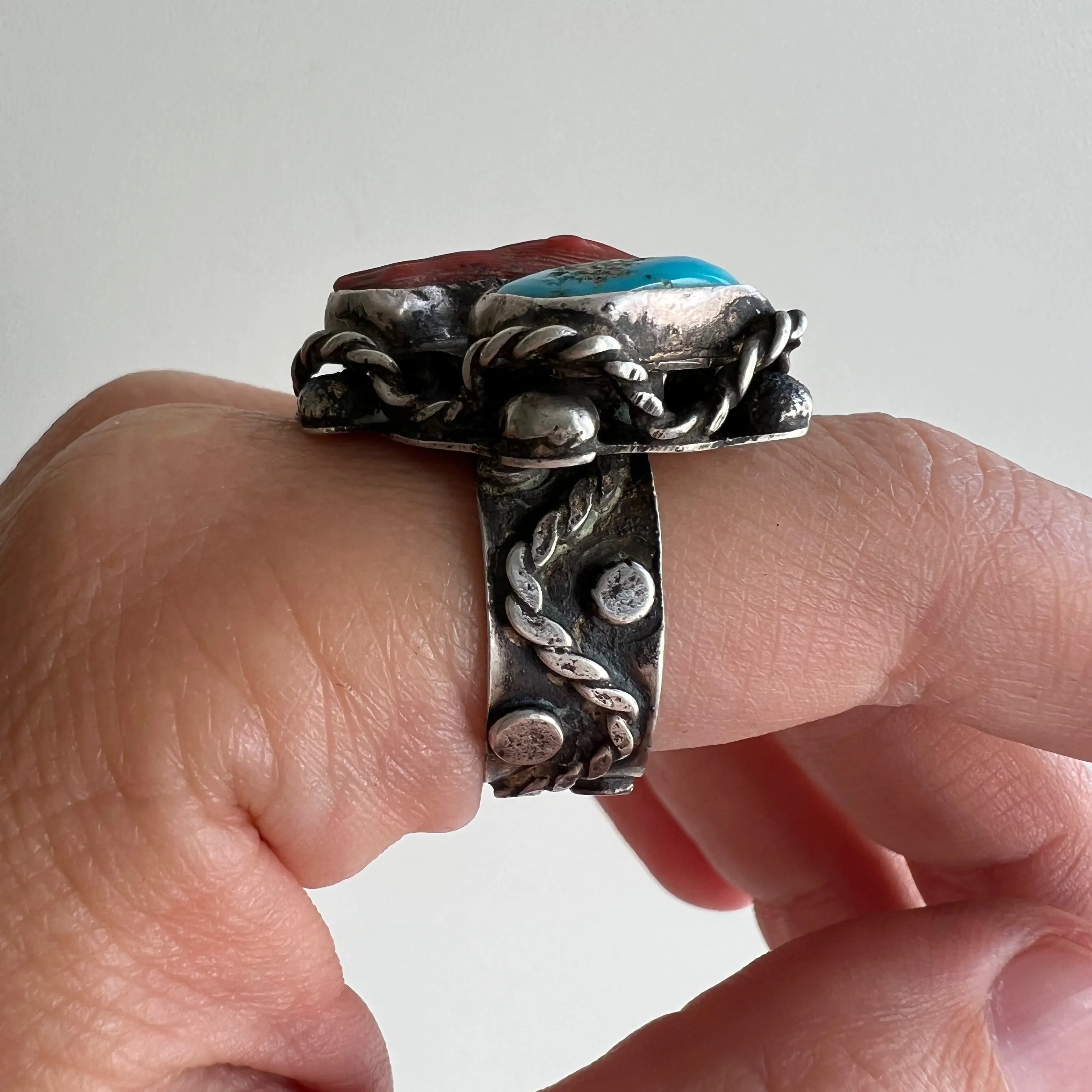 V I N T A G E // all roped up / sterling silver artisan ring with coral and turquoise / size 8